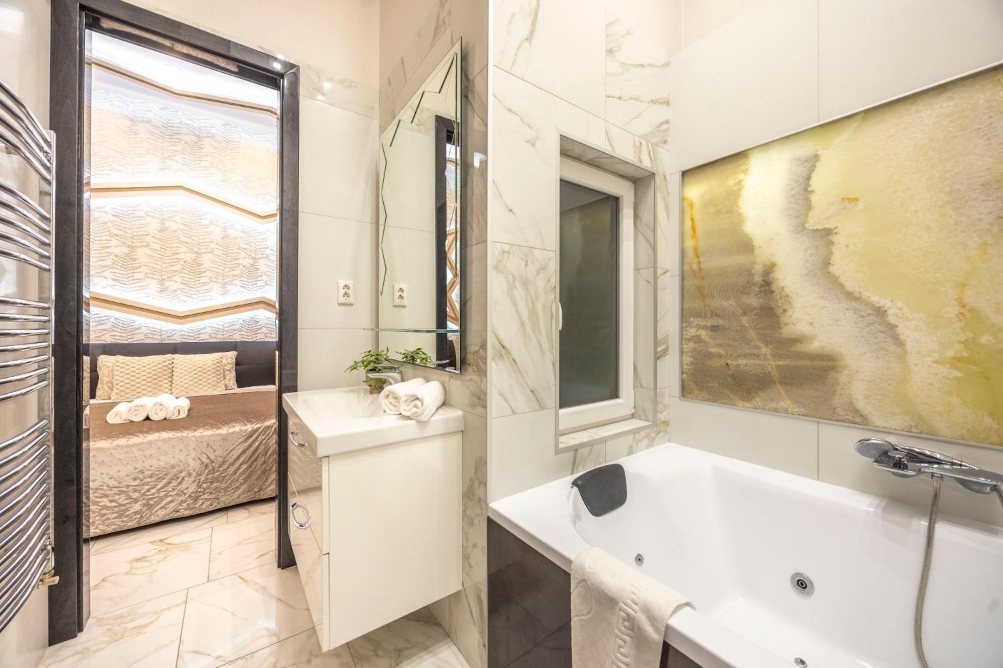Extravagant & Modern Grand In The Center Of Appartement *